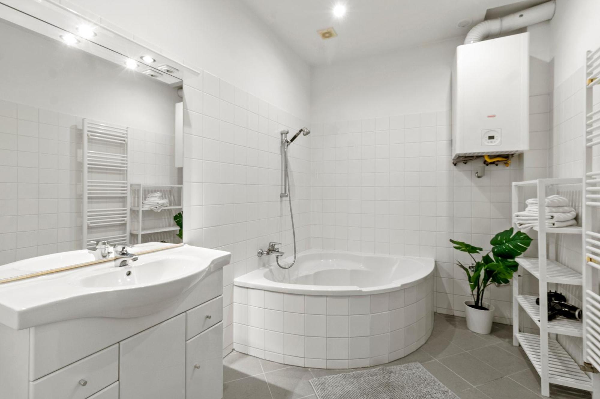 Chic 1Br Apartment - Directly Near Schoenbrunn Вена Экстерьер фото
