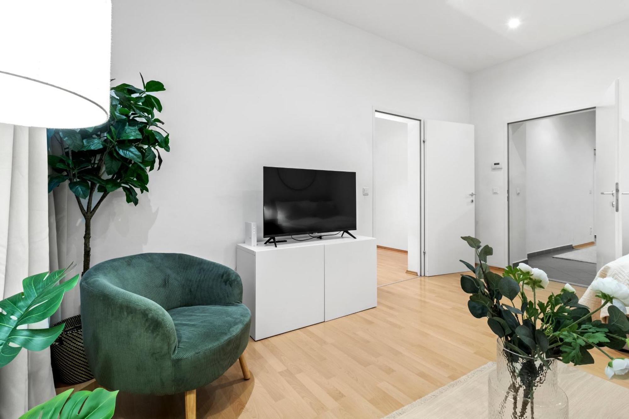 Chic 1Br Apartment - Directly Near Schoenbrunn Вена Экстерьер фото